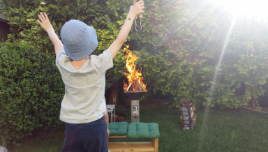 Vatertag Kinder am Grill